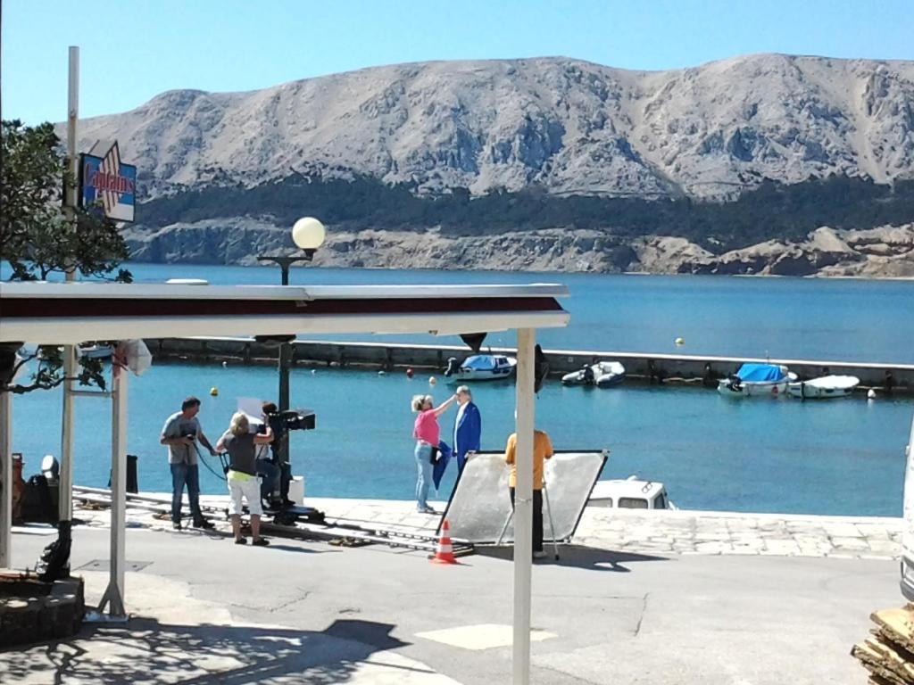 Apartments Dorcic Baška Δωμάτιο φωτογραφία